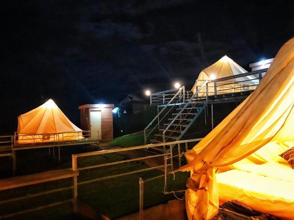 Hotel Mon Jam Memory Camp Exterior foto